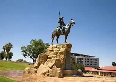 278784-the-equestrian-statue-win