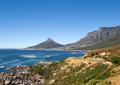 384448-camps-bay-and-the-twelve