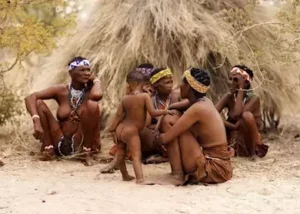 502407-san-bushmen-makgadikgadi